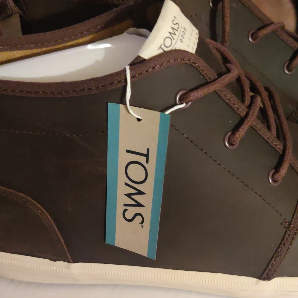 TOMS Men's Carlo Mid Terrain Chukka Boots Size 14 Nwt